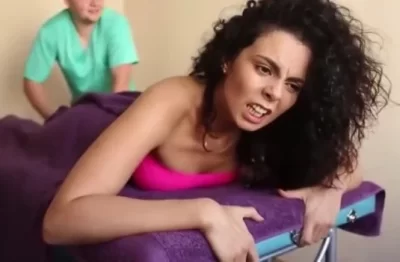 Певица Настя Каменских на сеансе вагинального массажа: эксклюзивный слив 18+